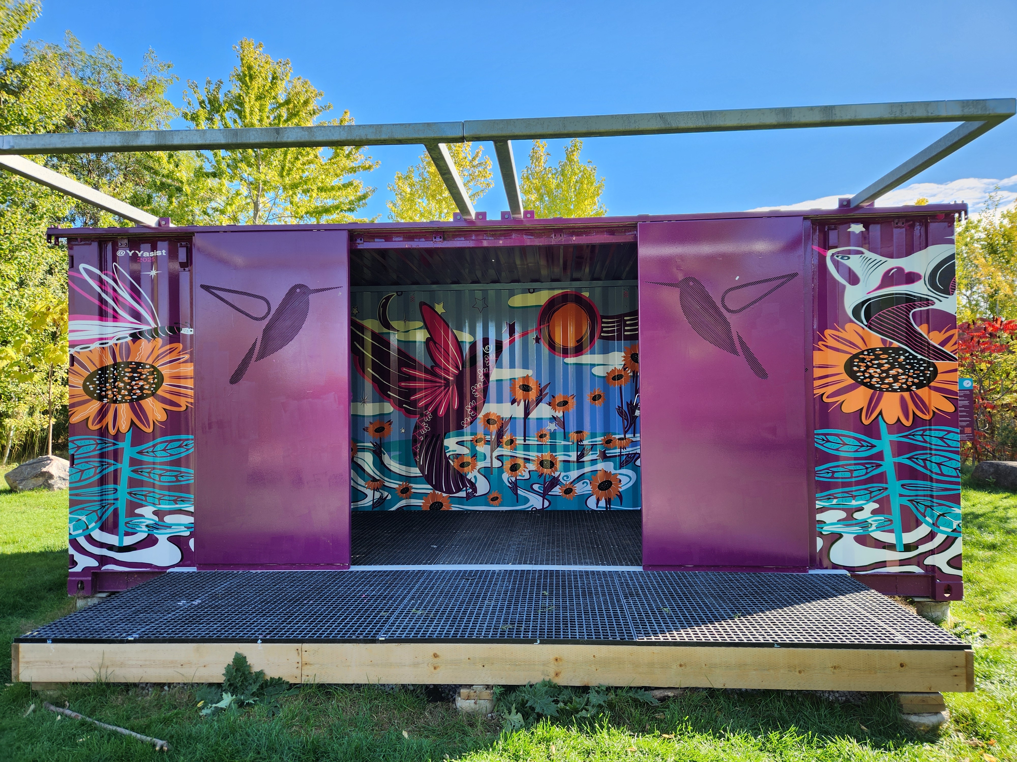 hummingbird stage