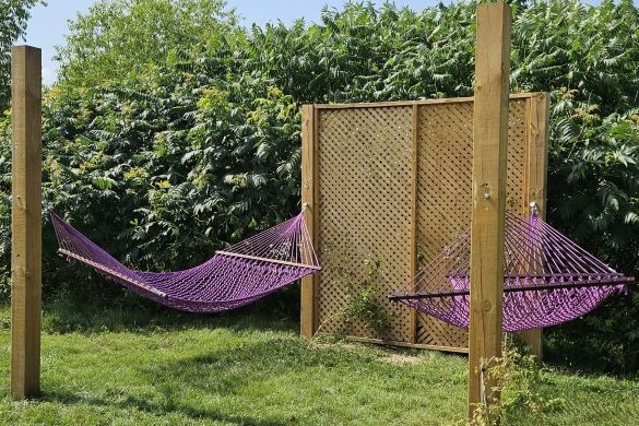 Hammocks in Hummingbird Hammocks in Hummingbird